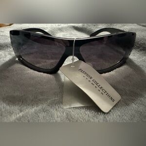 NWT women's fashion sunglasses